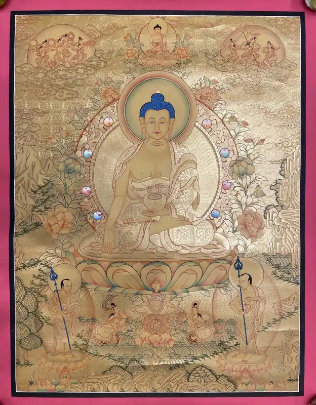 Buddha Shakyamuni avec une peinture de deux Bouddhas debout