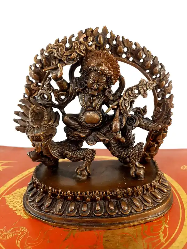Statue de Jambhala