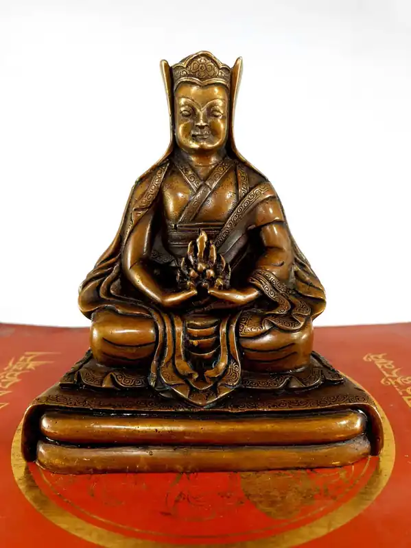 Statue de Gampopa