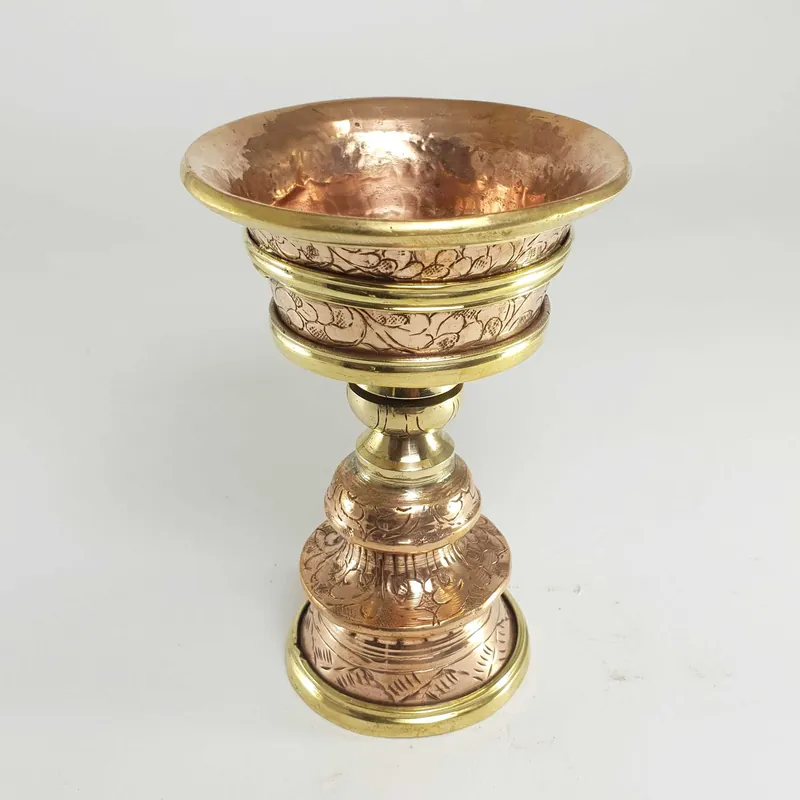 Petite lampe à beurre en cuivre
