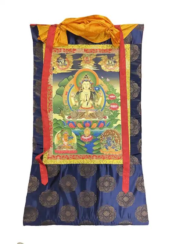 Chenrezig en soie encadré avec peinture de Vajrapani