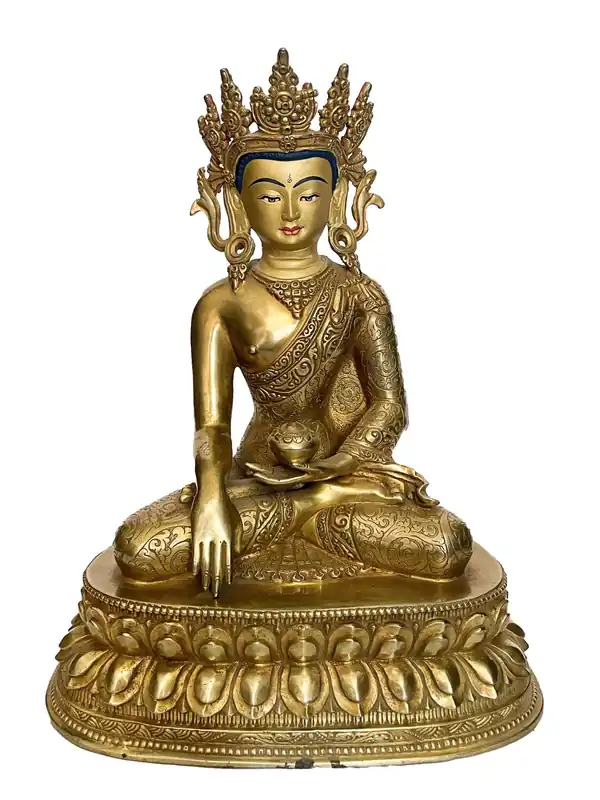 Statue couronnée du Bouddha Shakyamuni