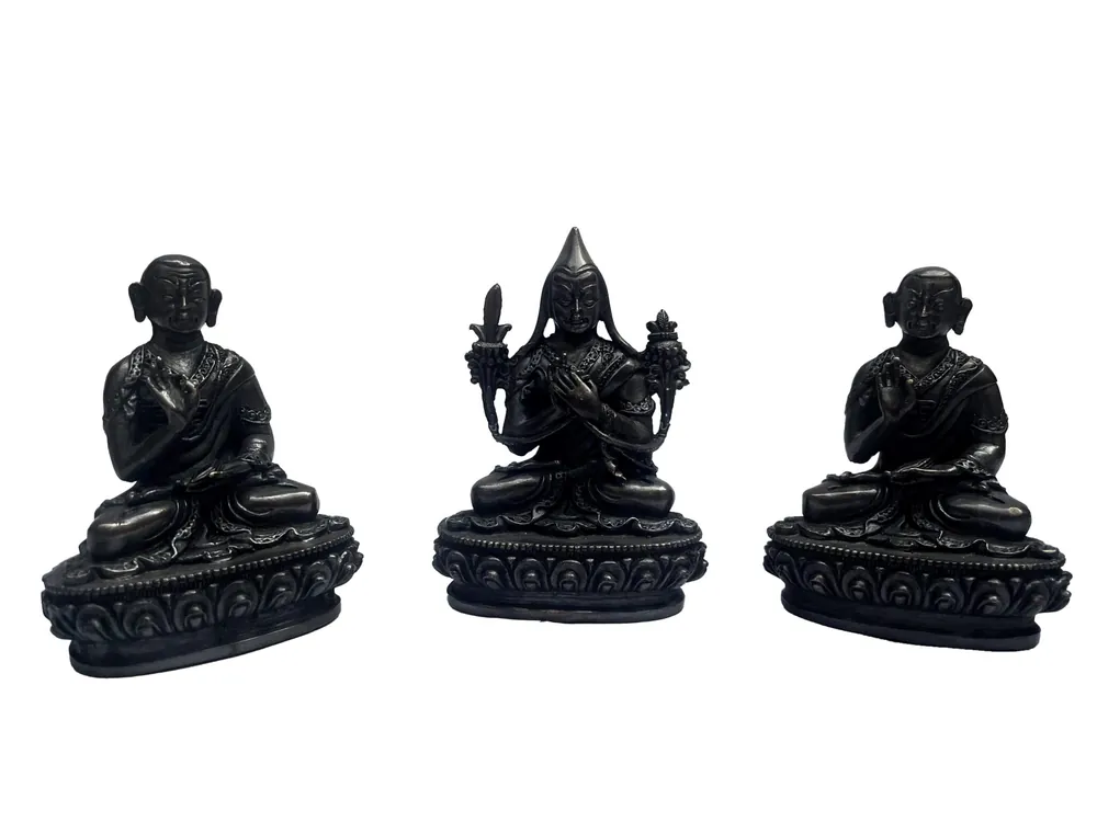 Ensemble de trois statues de Lama