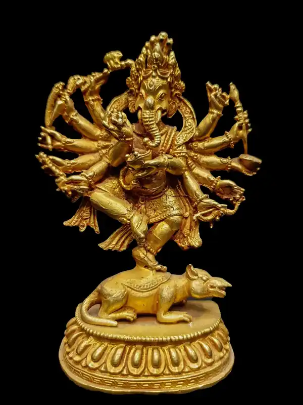 Statue bouddhiste de Ganapati