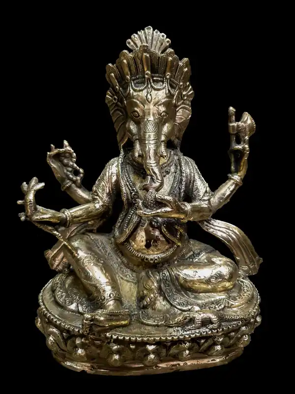 Statue de Ganesh faite à la main