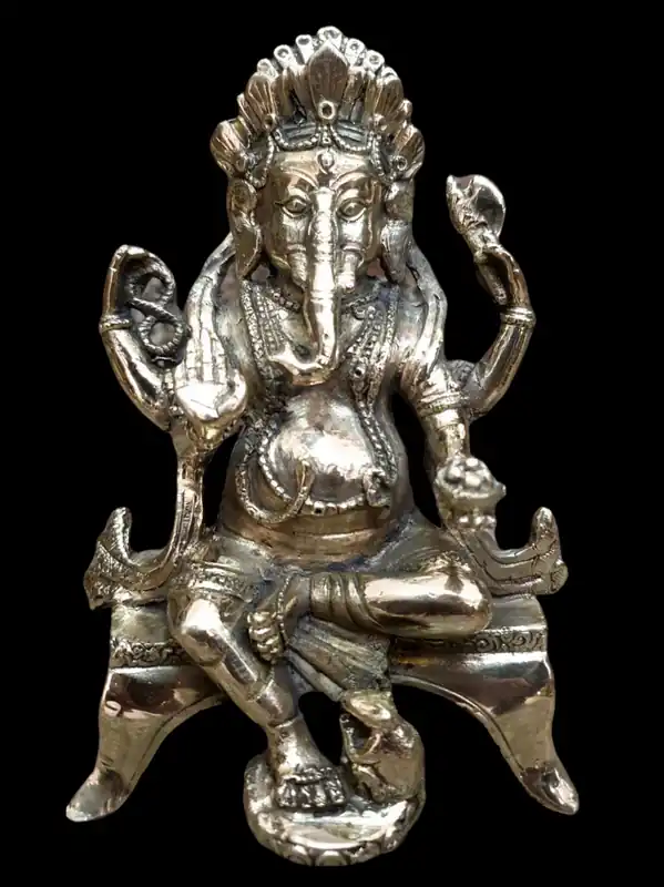 Statue traditionnelle de Ganesh