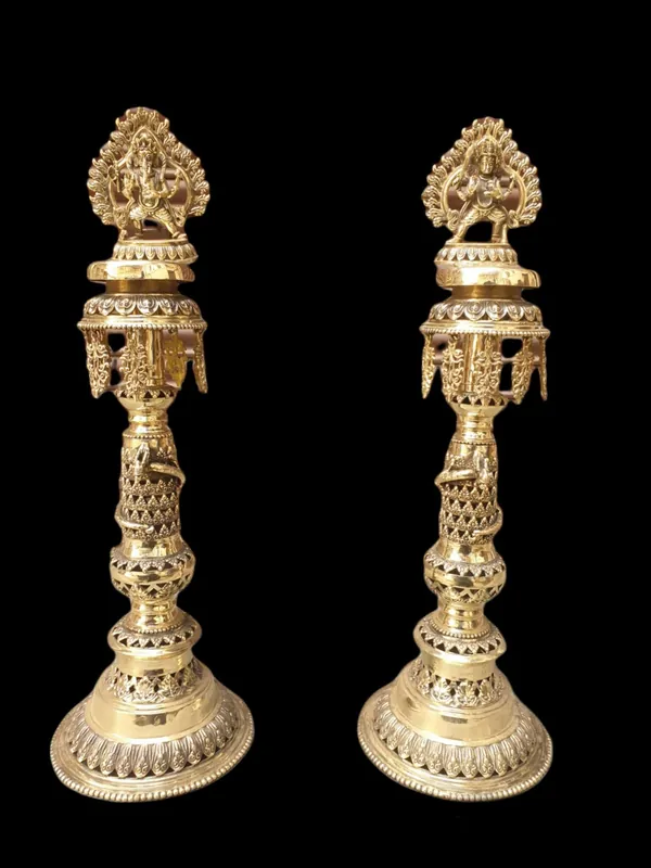 80 cm brass lamp Lampe en laiton de 80 cm