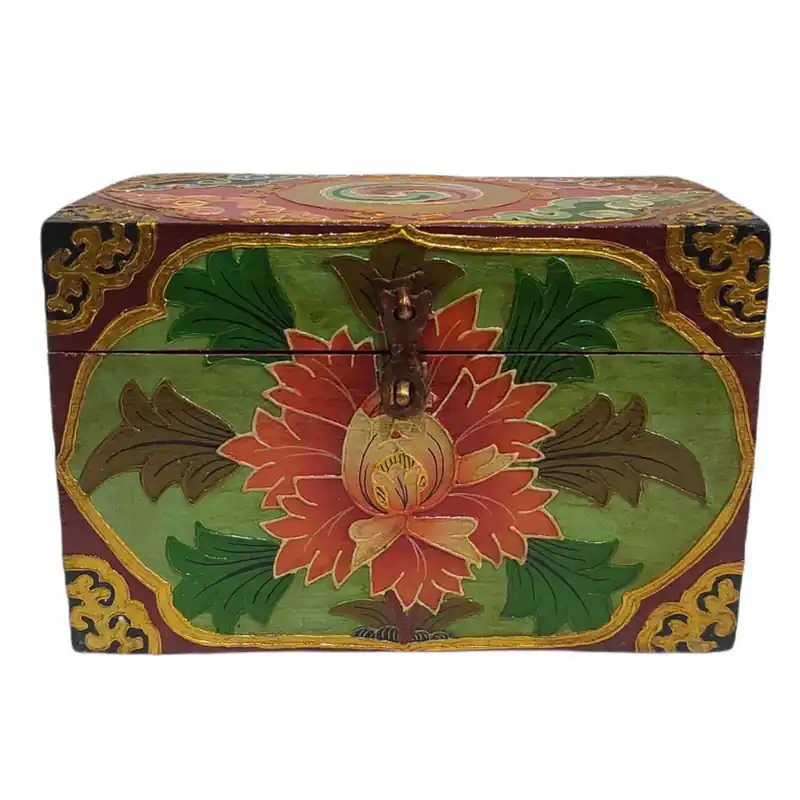 Boîte tibétaine traditionnelle avec lotus