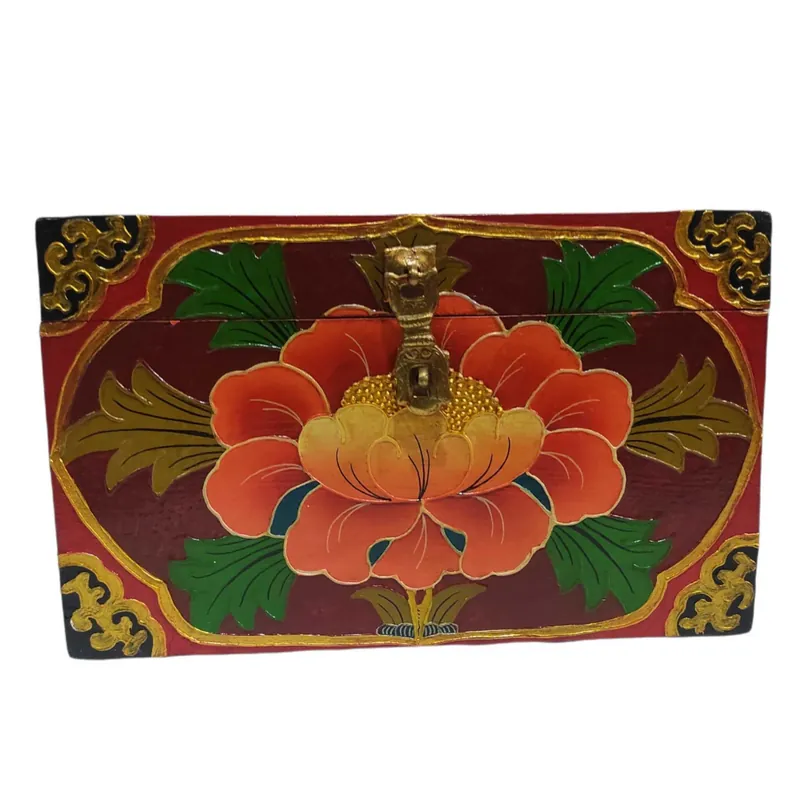 Boîte en bois tibétaine avec motif de lotus