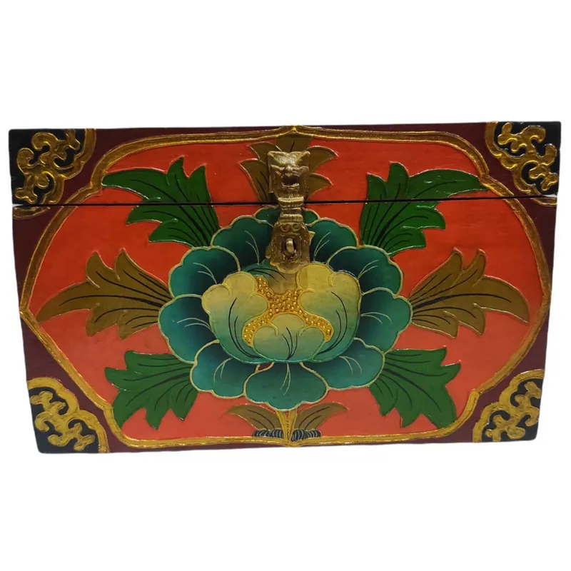 Boîte tibétaine avec motif de lotus