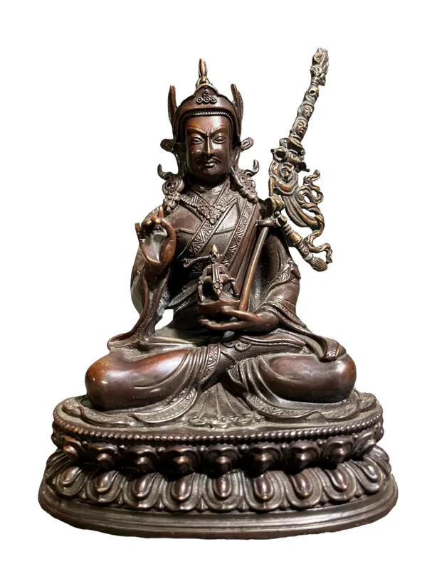 Padmasambhava, Guru Rinpoche, une statue née du lotus