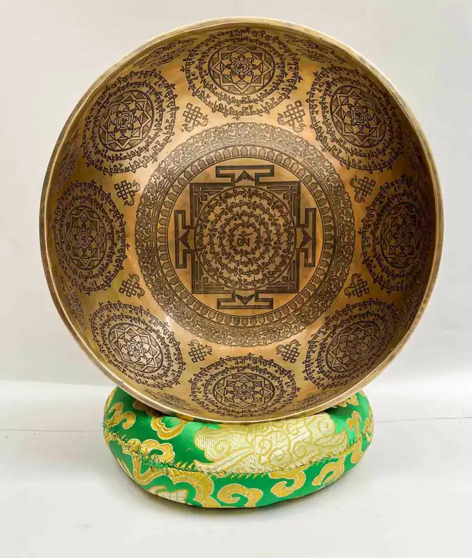 Bol chantant Jambati de 22,5 cm avec gravure de yantra