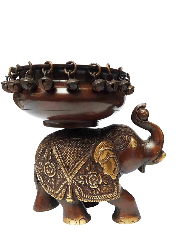 Support d’eau en cuivre éléphant Vajrayana