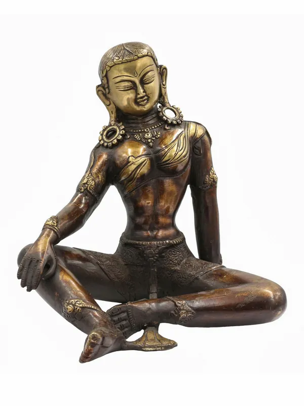 Statue de Parvati en cuivre, finition chocolat