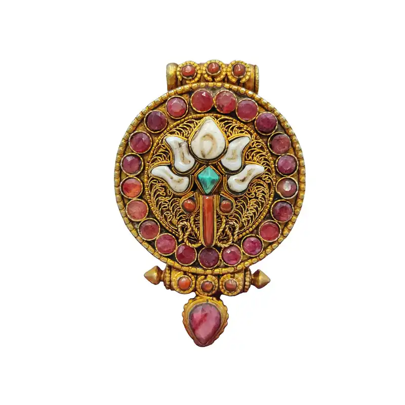 Boîte Ghau Tibétaine en Cuivre avec Design de Lotus
