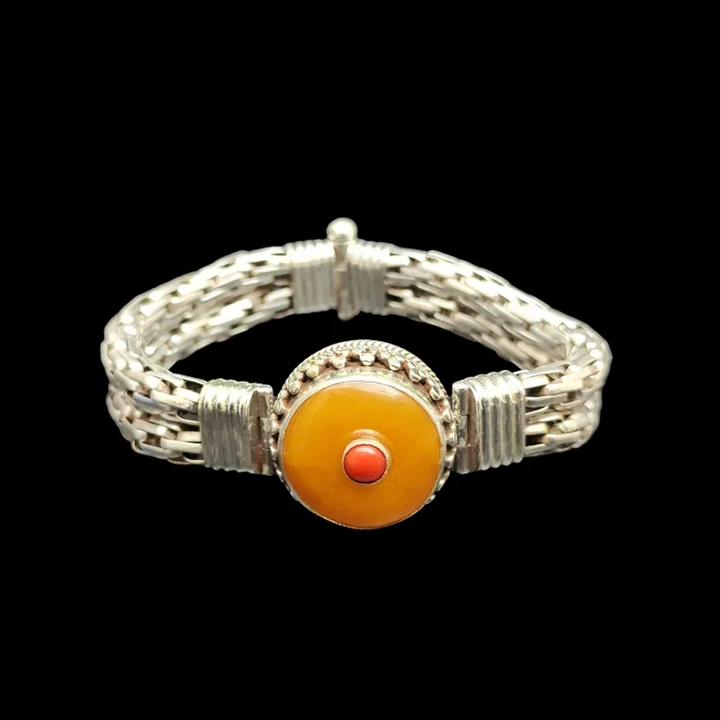 Bracelet en argent avec monture en pierre