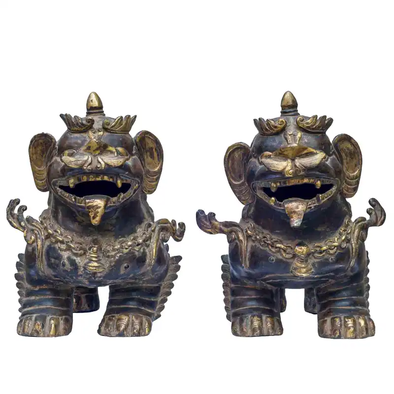 Statues artisanales de lion et lionne en cuivre – Symbole de protection et de force