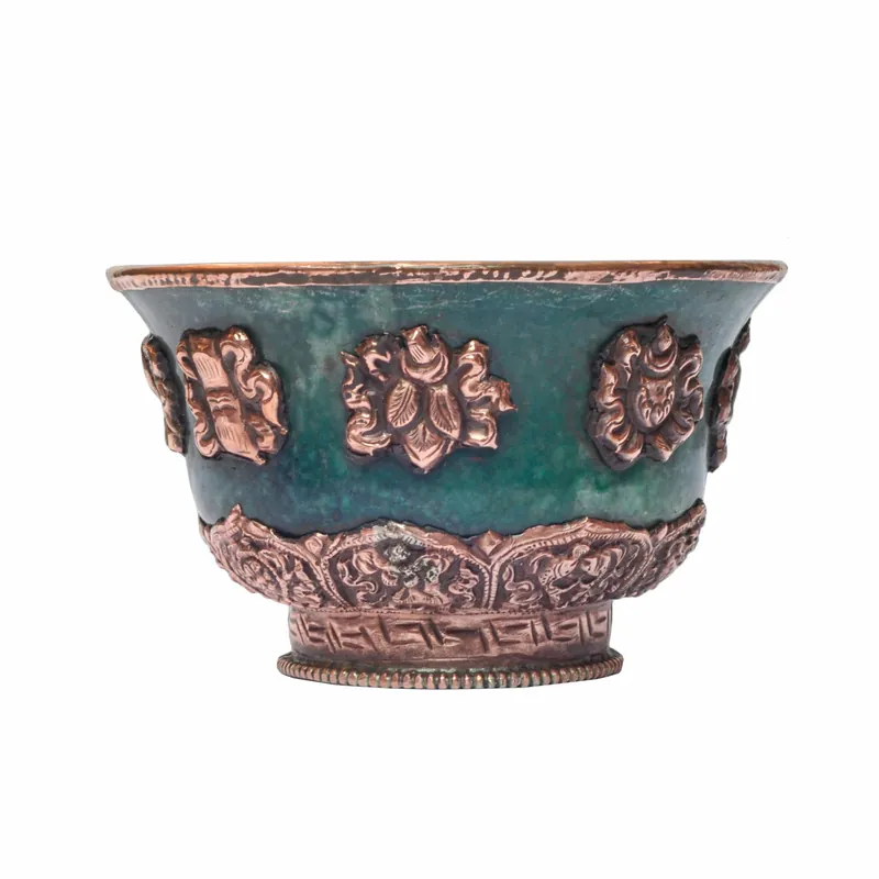 Bol d’offrande en argent avec design des Ashtamangala