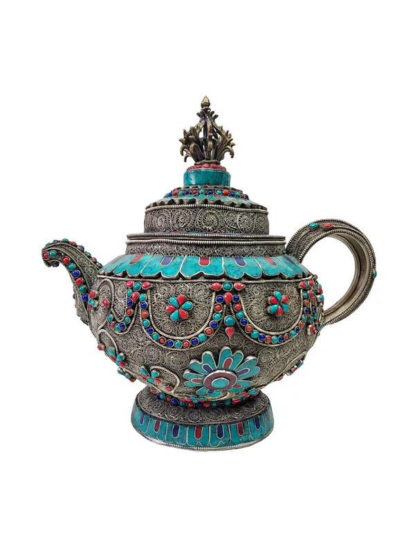Vase d’offrande d’eau en cuivre pour rituels tibétains