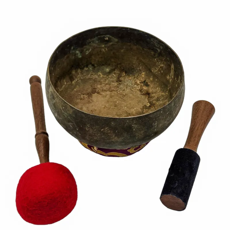 Bol Chantant Kopre – Artisanat en Métal de Sept Bronzes