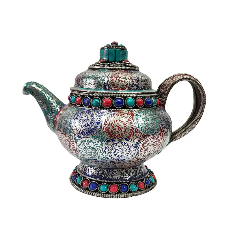 Vase d’offrande de thé et d’eau en cuivre tibétain