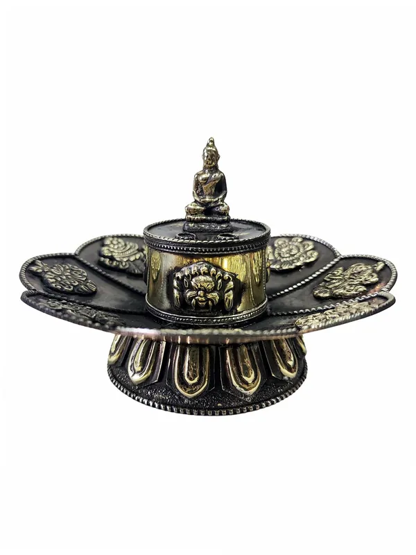 Brûleur d’encens en cuivre avec le Bouddha Amitabha