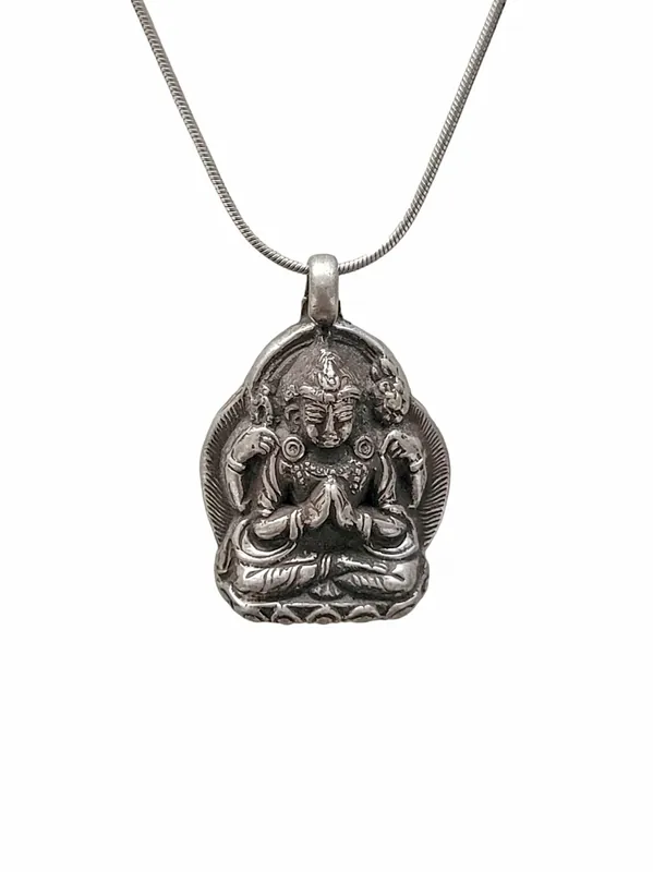 Pendentif en argent de Chenrezig pour la compassion et la sagesse
