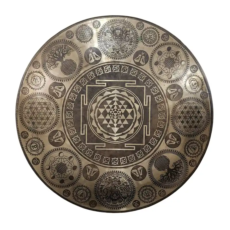 Sri Yantra et Mandalas gravés sur Gong Tam Tam