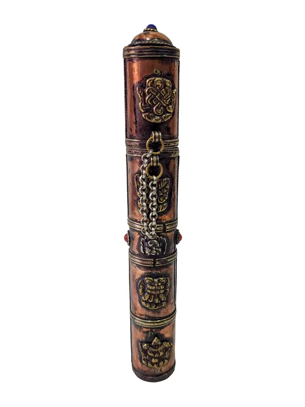 Support en cuivre pour encens avec design d’Ashtamangala