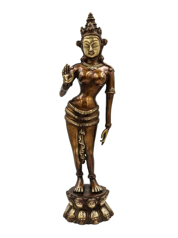 Statue bouddhiste de Tara Verte debout en finition oxydée de chocolat sablé