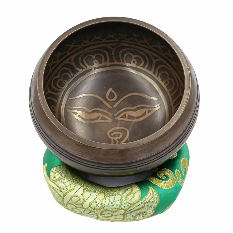 Bol chantant en bronze à sept métaux avec yeux de Bouddha