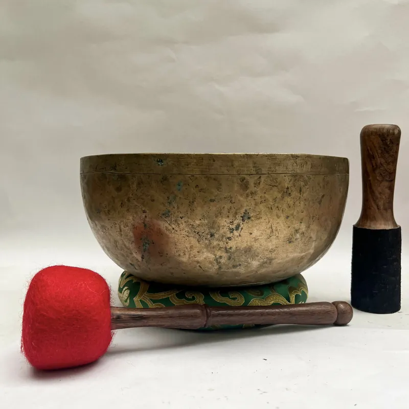 Bol jambati antique