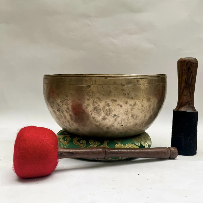 Ancien bol chantant jambati