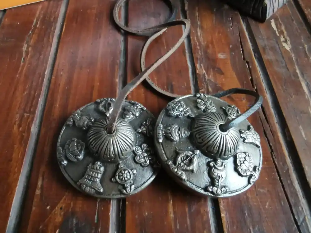 Tingsha en bronze de 7 cm du Népal