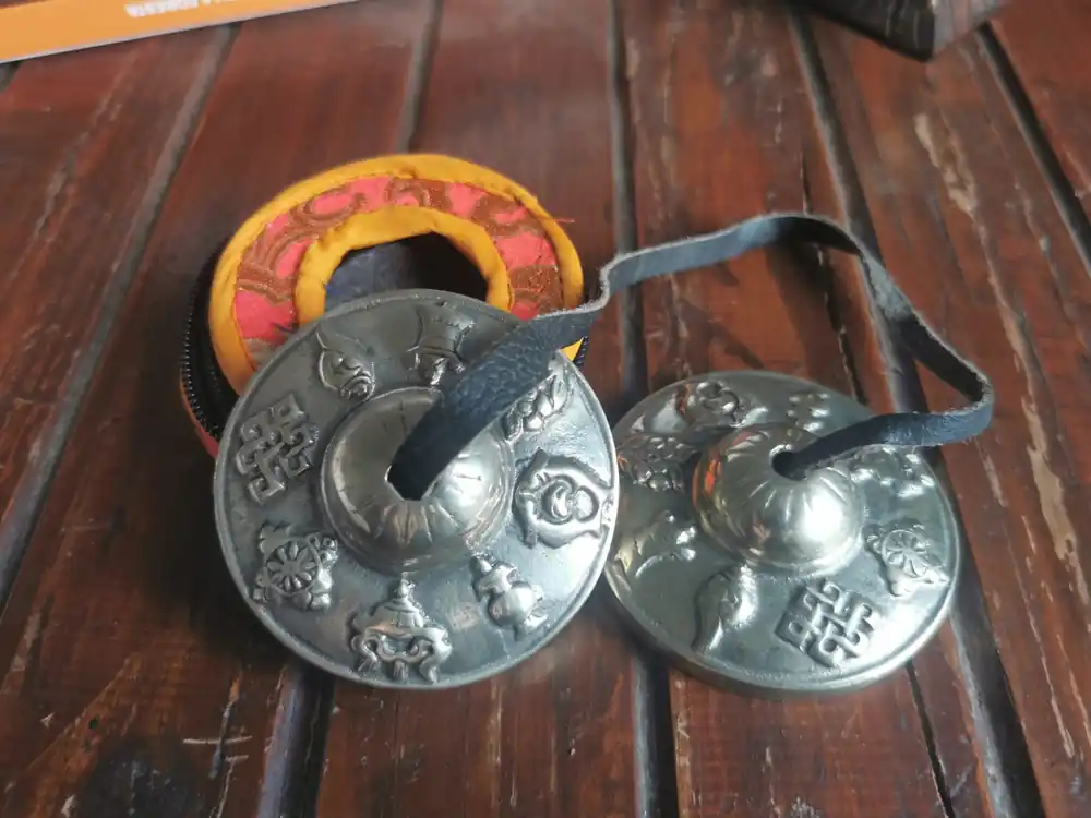 Cymbales Tingsha en bronze du Népal