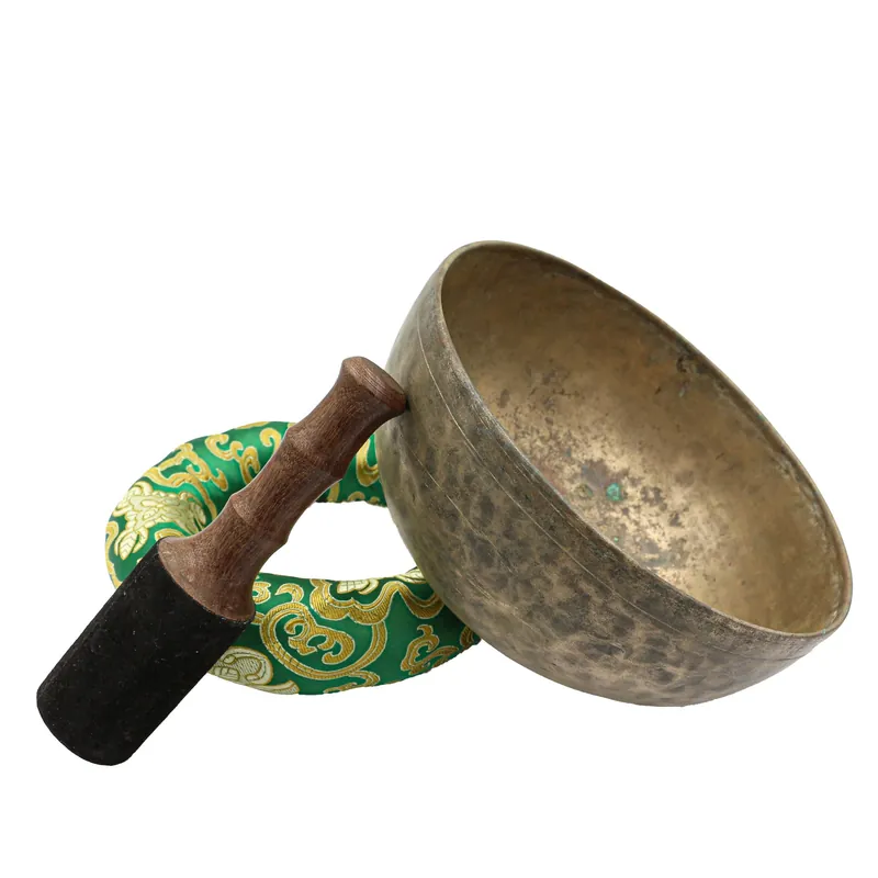 Bol Jambati martelé à la main de 9 cm provenant du Népal