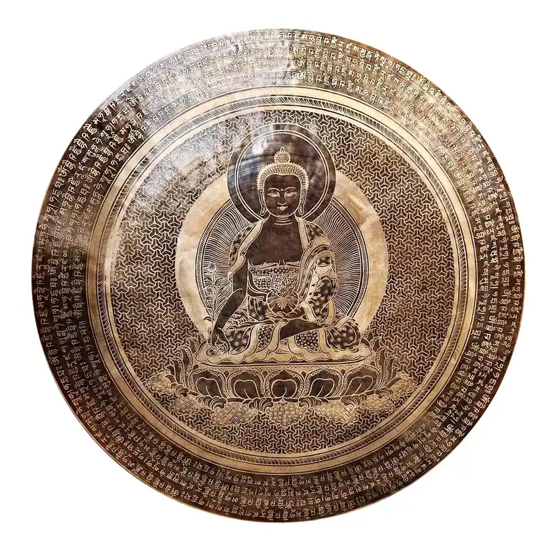 Le gong sculpté du Bouddha de la médecine