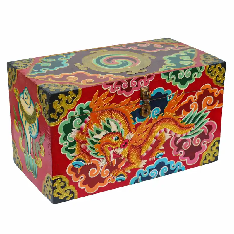 Boîte traditionnelle avec motif de dragon