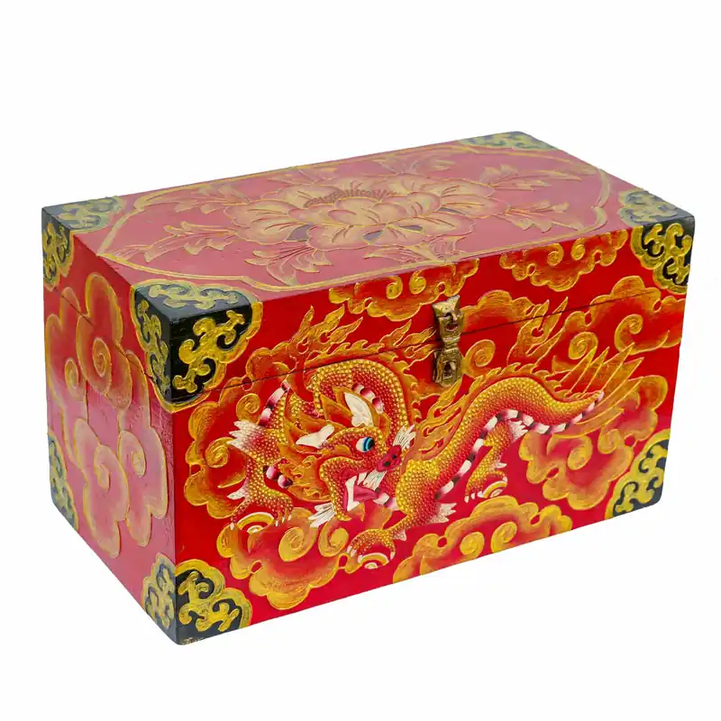 Boîte en bois traditionnelle avec dragon