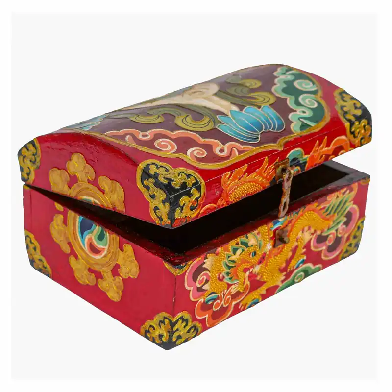 Boîte rituelle avec motif de dragon