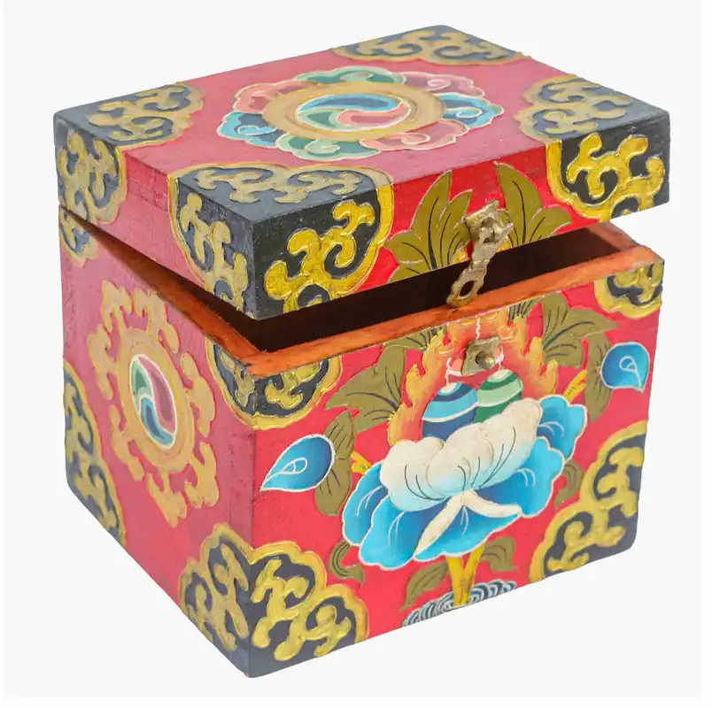 Boîte en bois avec motif de fleurs