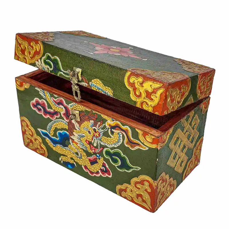 Boîte tibétaine avec motif de dragon et de nœud infini