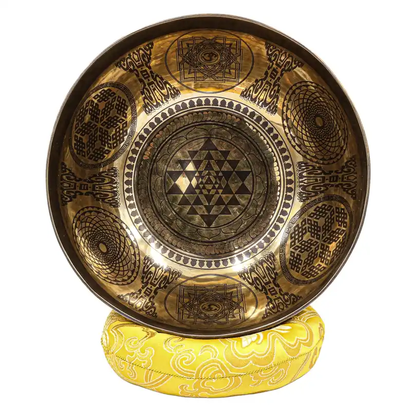 Bol chantant avec yantra sculpté de 11 cm