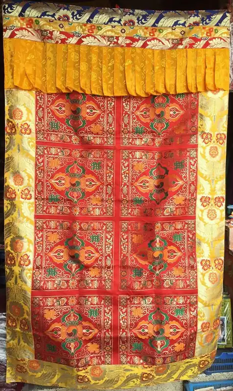 Rideaux en soie avec Double Dorje