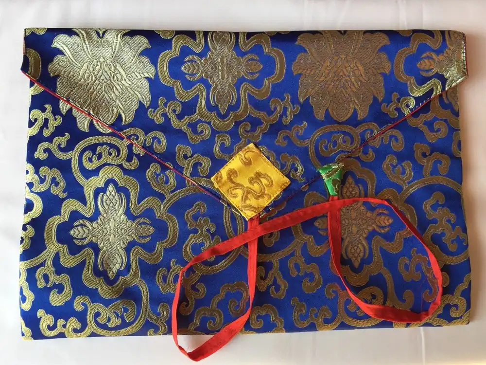 Housse de dharma pecha en brocart de soie bleue