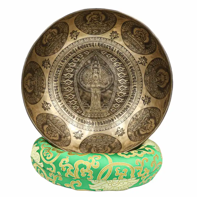 Bol sculpté d’Avalokiteshvara